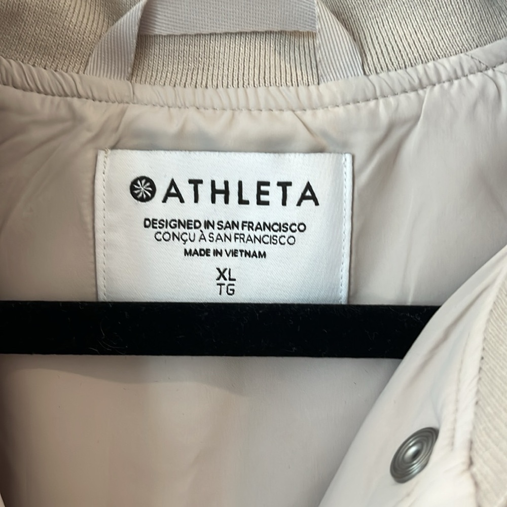 Athleta Endless Bomber Jacket Size XL cream NWT - Picture 3 of 6